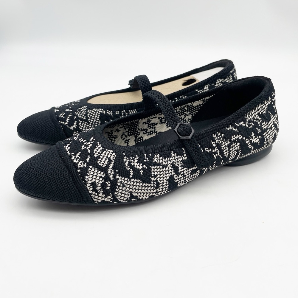 VIVAIA Mary Jane Tamia Almond Toe Black Lace - Picture 4 of 13